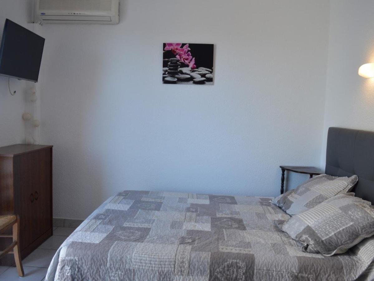 Climatise Avec Balcon Et Parking, A Deux Pas De La - Fr-1-225d-125 Apartment